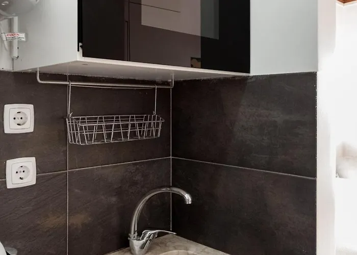 Alfama Views In Historical Apartment *