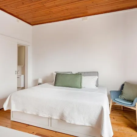Bright Studio With Open Views | Alfama Apartmán *