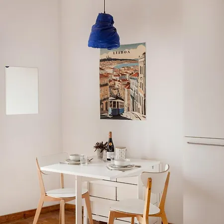 Bright Studio With Open Views | Alfama Lisboa