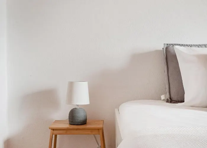 Alfama Views In Historical Лісабон