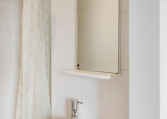 Alfama Views In Historical Lissabon